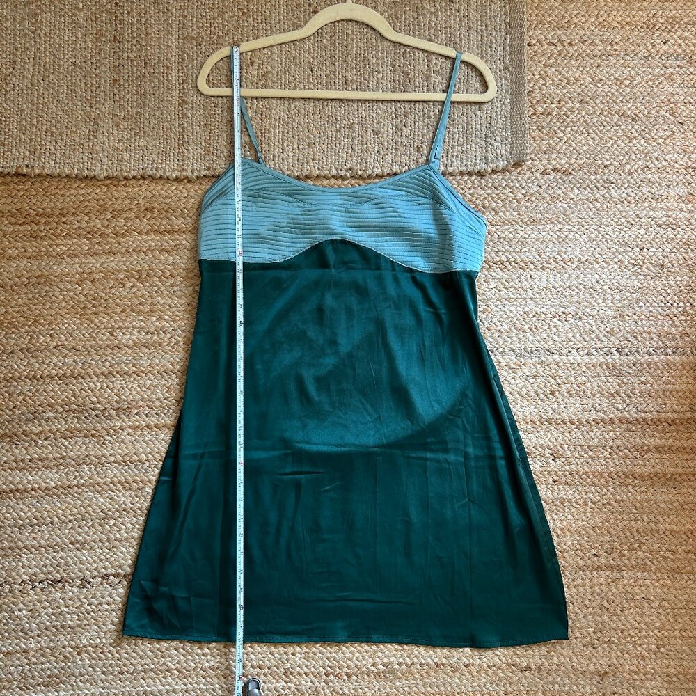 Forever 21 Colorblock Mini Dress NWT